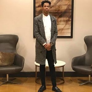 Meet your Posher, Brandon